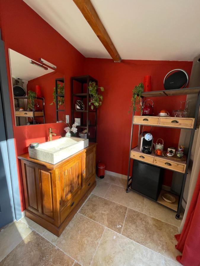 Bed and Breakfast Mas de la Butte Blanche à Orgon Extérieur photo