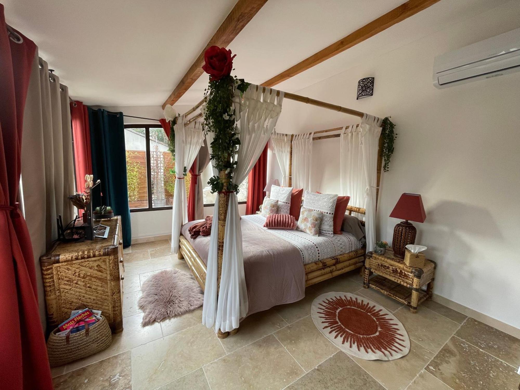 Bed and Breakfast Mas de la Butte Blanche à Orgon Extérieur photo